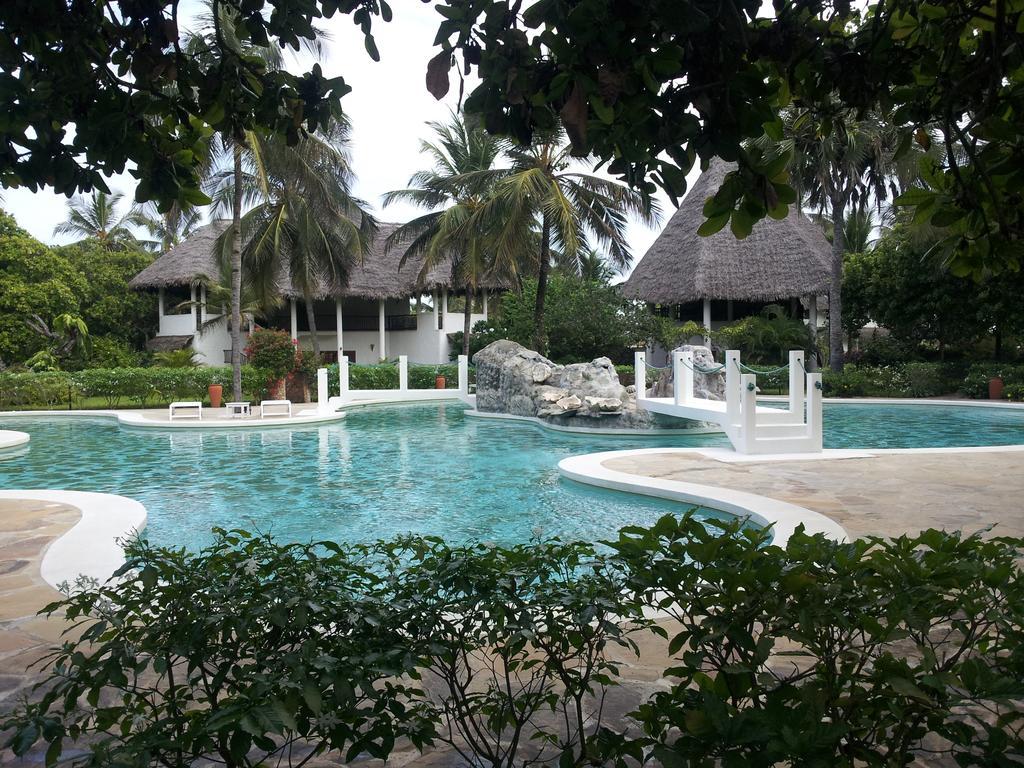 Kola Beach Resort Mambrui ภายนอก รูปภาพ