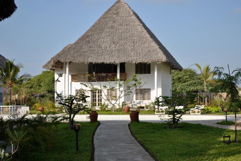 Kola Beach Resort Mambrui ภายนอก รูปภาพ