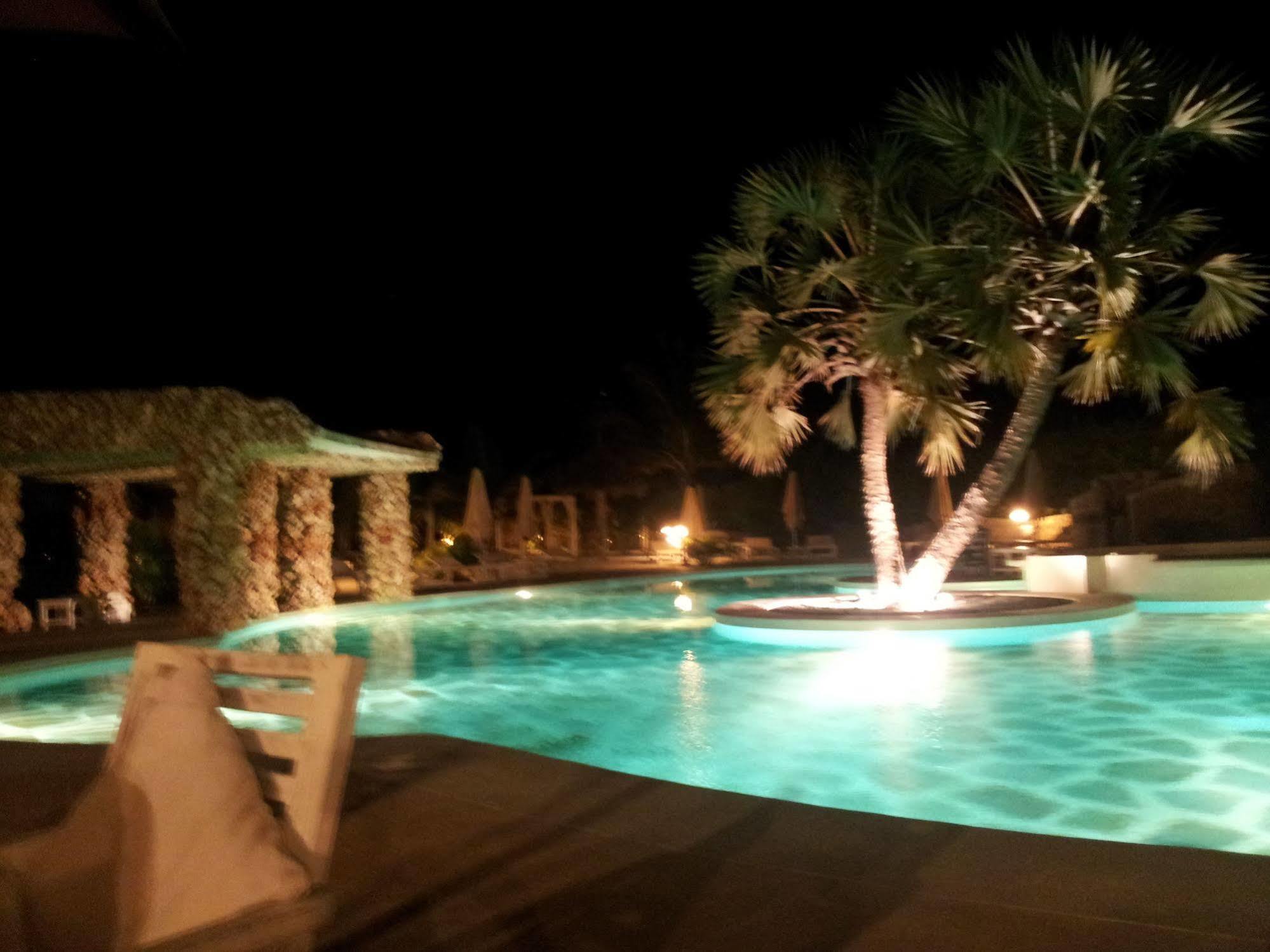 Kola Beach Resort Mambrui ภายนอก รูปภาพ