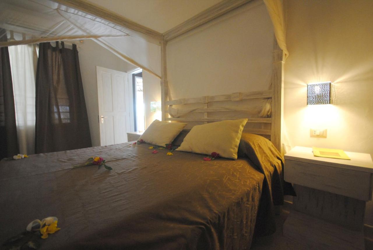 Kola Beach Resort Mambrui ภายนอก รูปภาพ