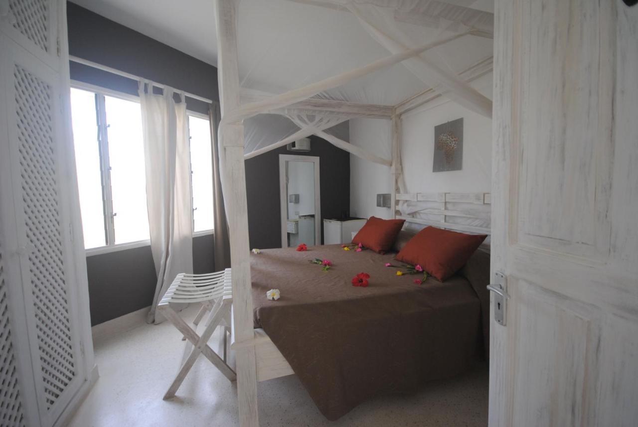 Kola Beach Resort Mambrui ภายนอก รูปภาพ