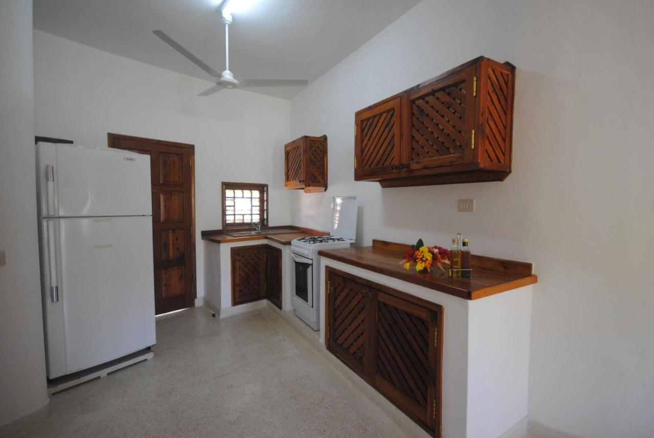 Kola Beach Resort Mambrui ภายนอก รูปภาพ